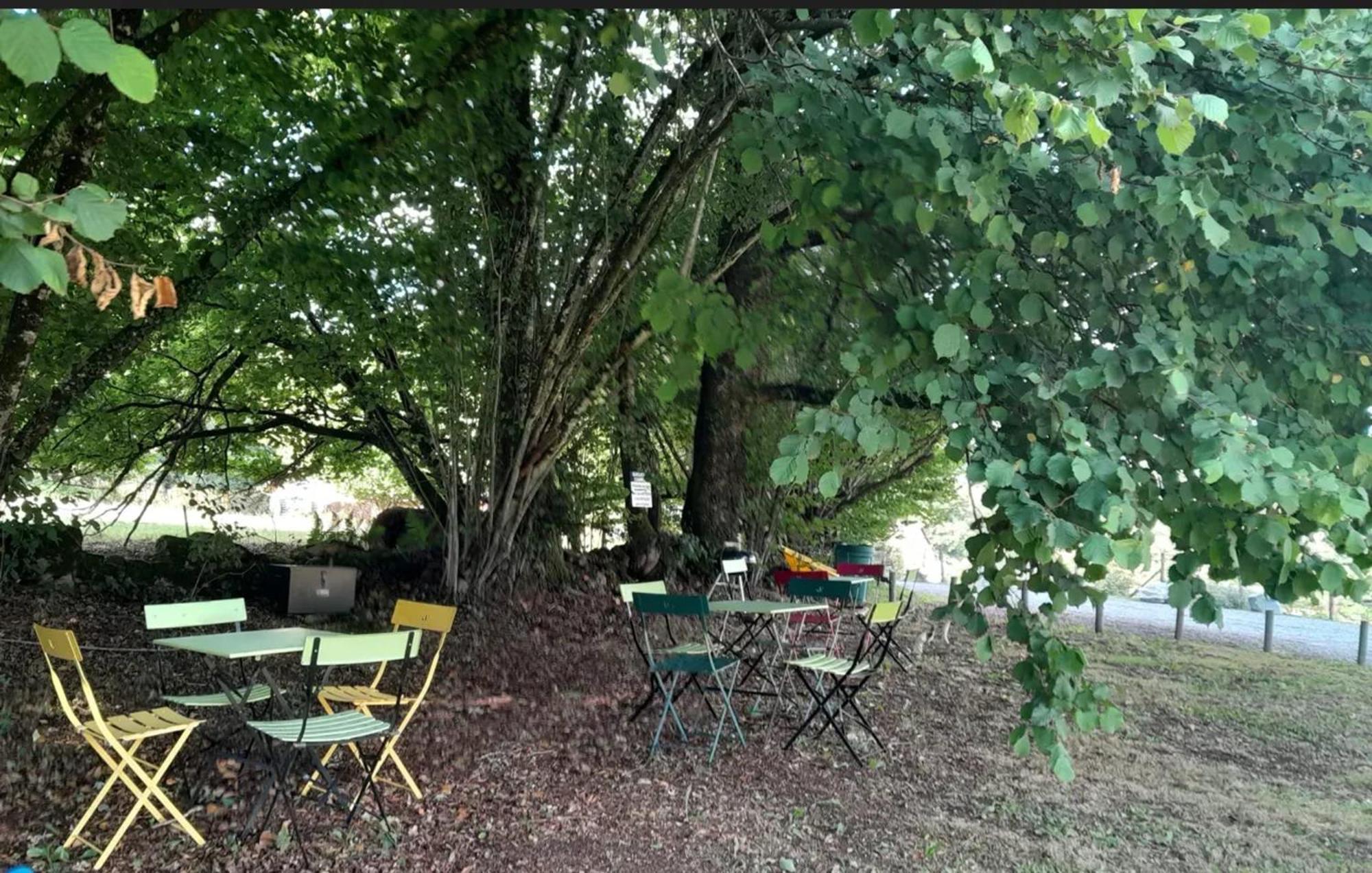 Chalet Charmant A Saint-Sylvestre Avec Terrasse Et Jardin Ambazac Buitenkant foto